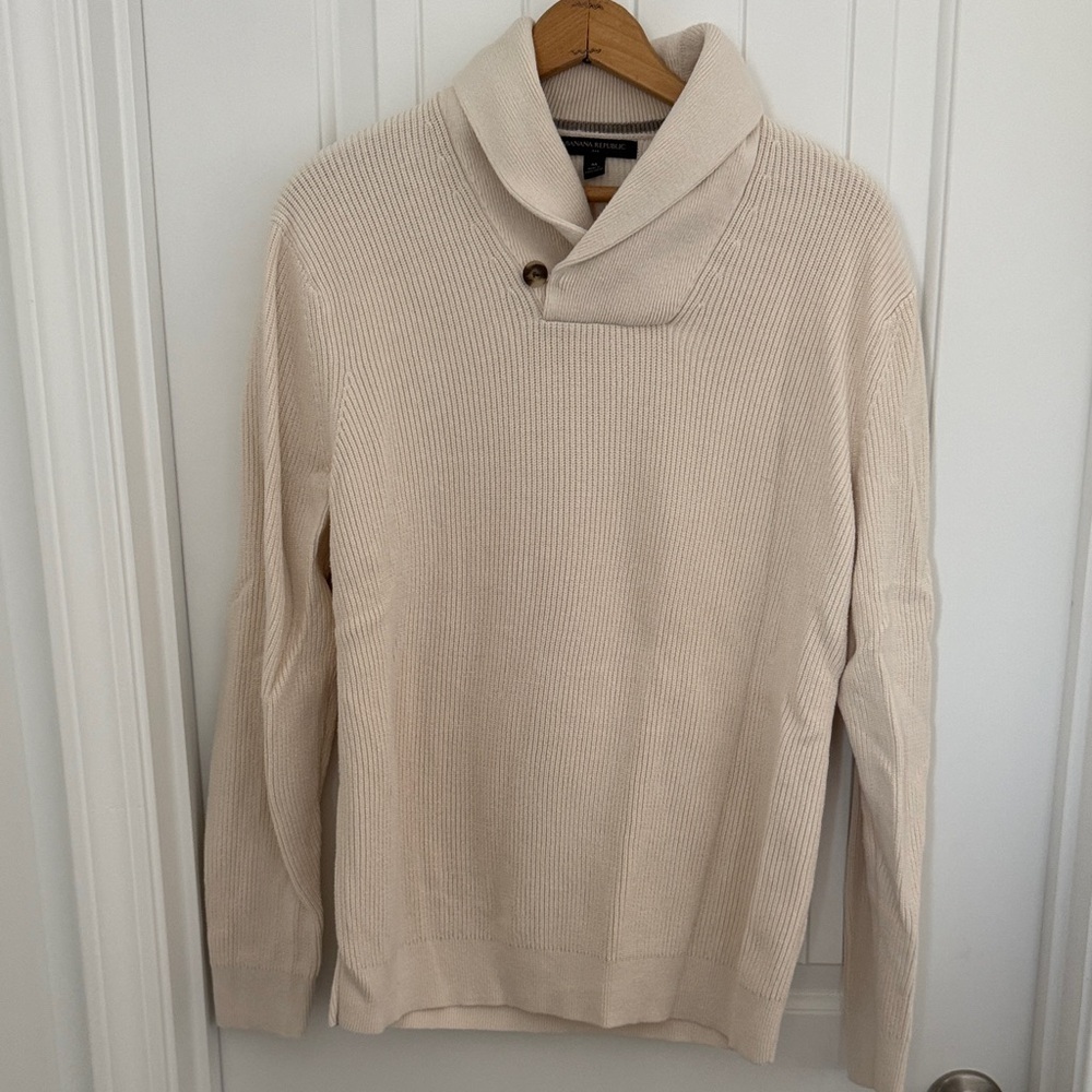Banana Republic Men's Cream Shawl Collar Sweater